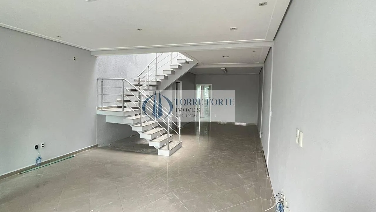 Imagem Oportunidade Única, Sobrado 235 m²localizado na Penha de França .