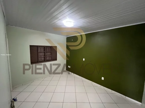 Imagem Casa para Venda em Concórdia, Industriários, 2 dormitórios, 1 suíte, 2 banheiros