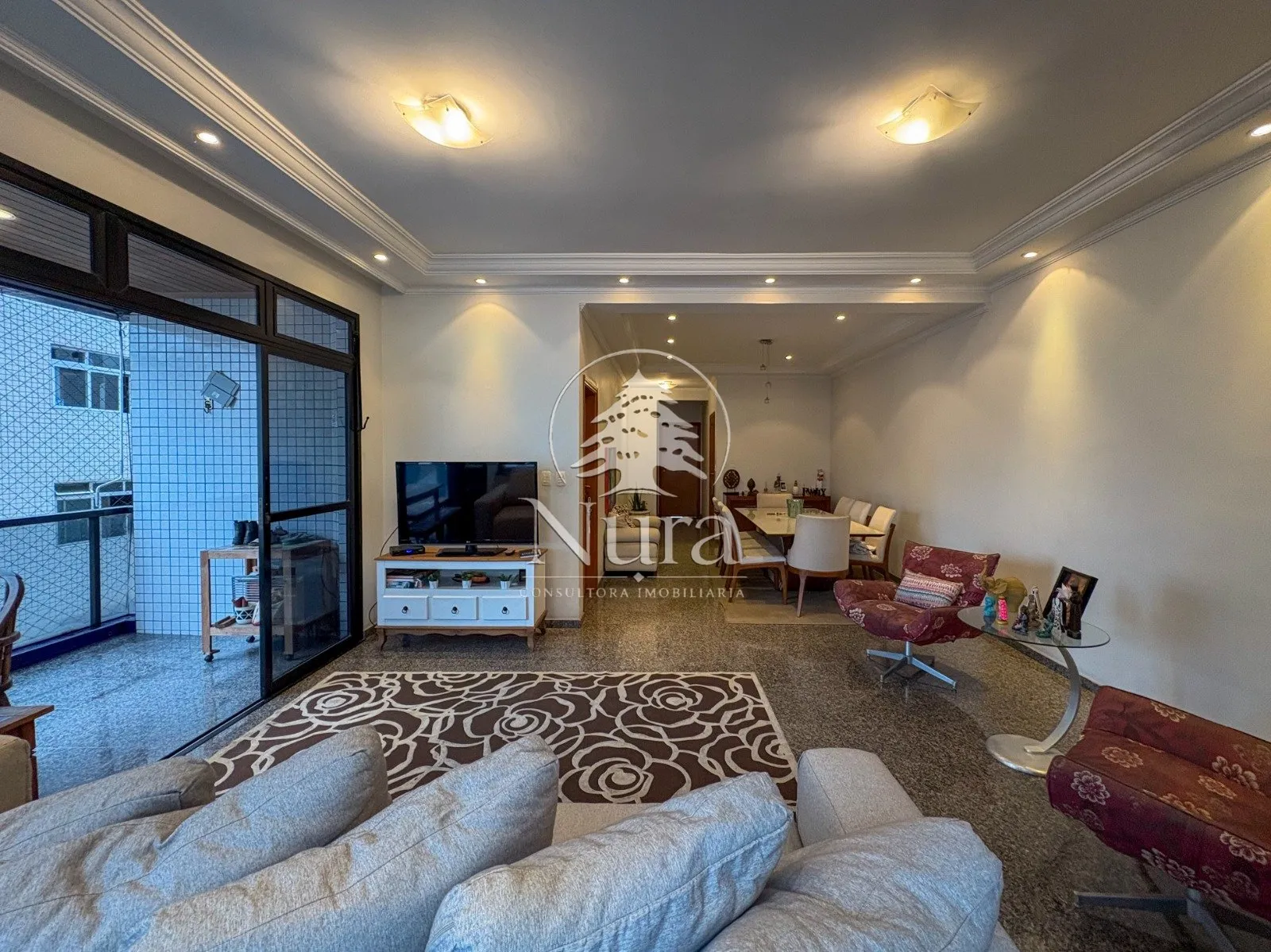 Imagem Apartamento de 3 quartos, 177m² no bairro Ponta da Praia, em Santos