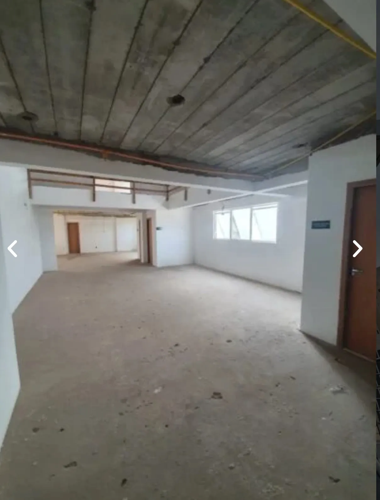 Imagem Salão comercial disponível para Venda ou Locação localizado no Edifico Dubai Business Center!