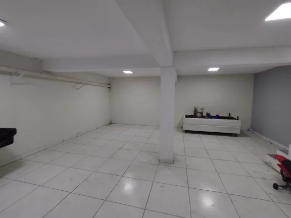 Imagem IMÓVEL COMERCIAL LOCALIZADO PRÓXIMO AO SANTA TEREZINHA , CONTENDO 4 BANHEIROS , IMÓVEL NOVO NUNCA...