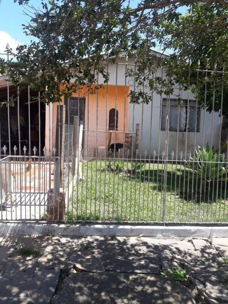 Imagem Casa de 2 dormitórios no bairro Rubem Berta