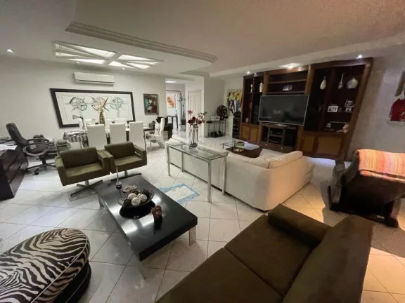 Imagem AMPLO APARTAMENTO COM 3 DORMITÓRIOS, SENDO 1 SUÍTE, 2 VAGAS, NA REGIÃO NOBRE DA PITANGUEIRAS NO GUARUJÁ.