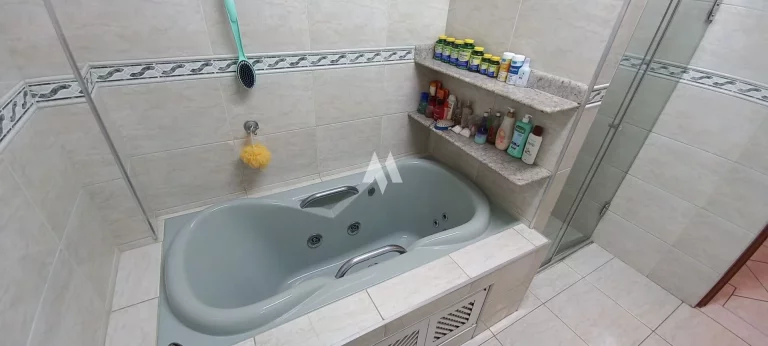 Imagem Apartamento à venda com 1 (reversível para 2) dormitório e Vista para o Mar no bairro Itararé em São Vicente/SP