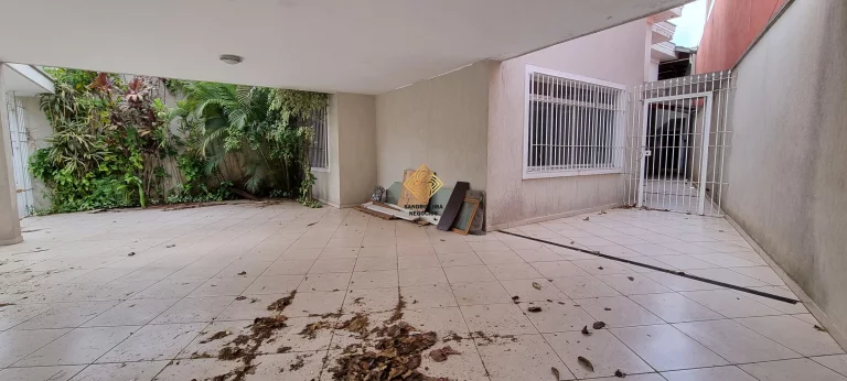 Foto do imóvel CASA 200 M² 4 DORMS 1 SUITE 4 VAGAS A VENDA - JABAQUARA - SÃO PAULO / SP - ZONA SUL em RUA DAS CANJERANAS