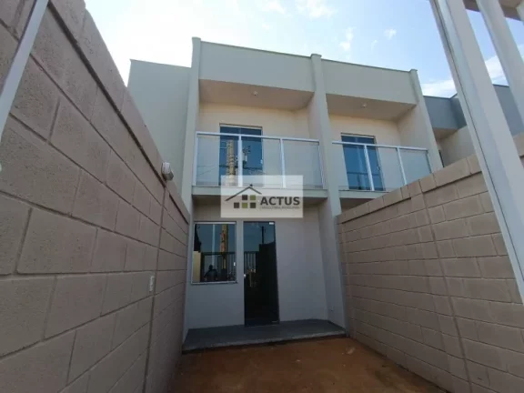 Foto do imóvel Casa Geminada nova com 2 quartos no bosque em Rua Valença
