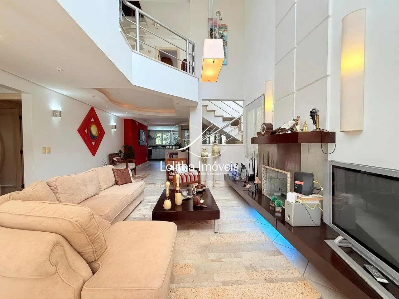 Imagem Casa à venda em Jurerê Internacional com 4 Suítes - Florianópolis/SC