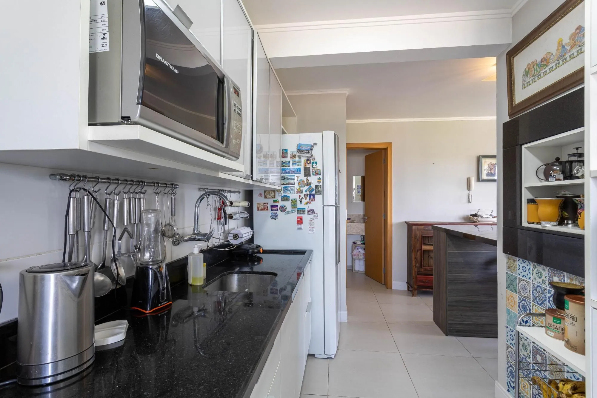 Imagem Apartamento à Venda com 2 Dormitórios (1 Suíte) e 2 Vagas Cobertas - Vila Ipiranga, Porto Alegre/RS