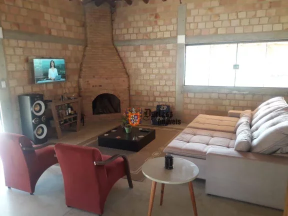Imagem Chácara com 3 dormitórios à venda, 3000 m² por R$ 1.500.000,00 - Ribeirão Grande - Pindamonhangaba/SP