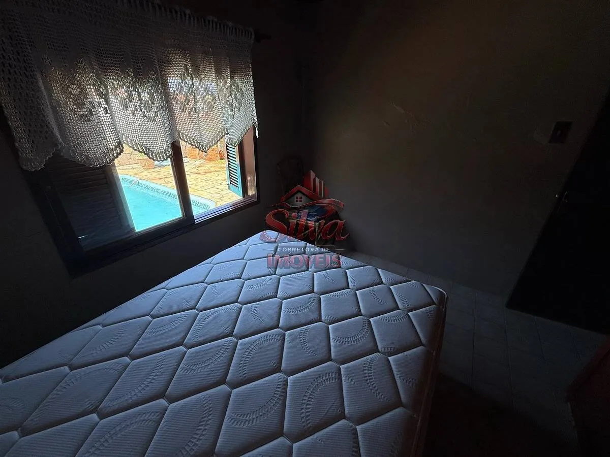 Imagem C1182 | Casa 4 dormitórios com piscina a 200m do mar