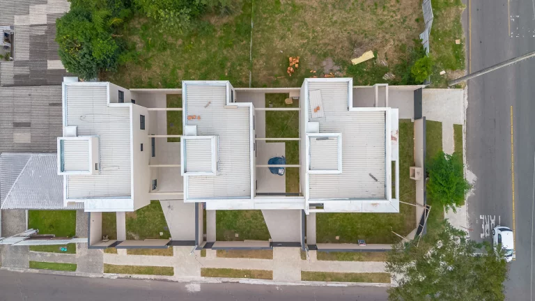 Imagem Sobrado Alto Padrão a venda com 3 suítes no Uberaba