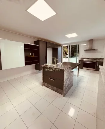 Imagem Casa Alto Padrão à Venda em Alphaville Salvador I ? 4 Suítes | Espaço Gourmet | Piscina | 2 Lotes