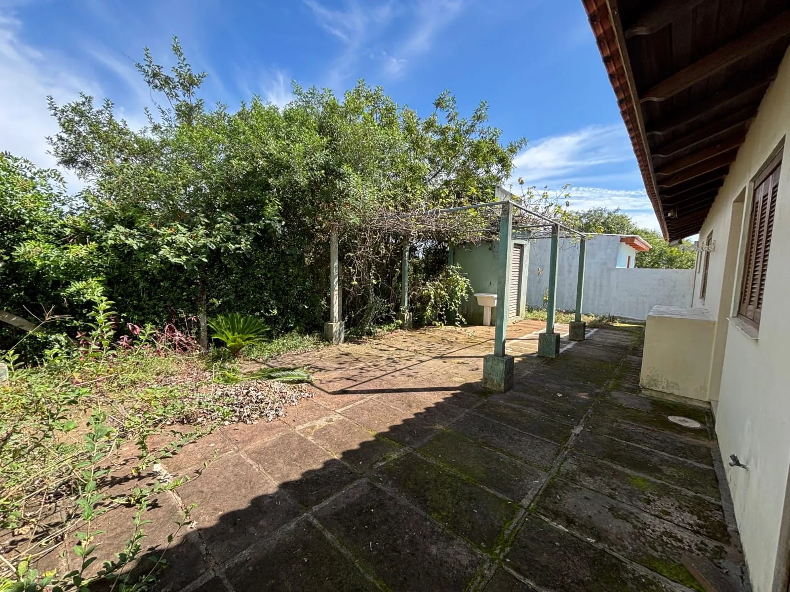 Imagem Uma casa em condomínio fechado em Águas claras. Goufe II