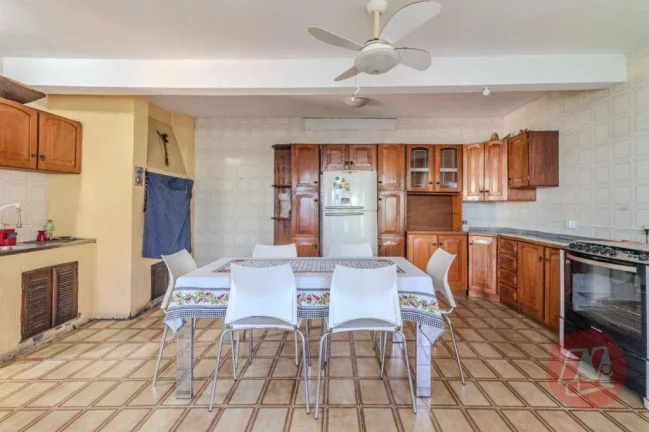 Imagem Casa com 5 dormitórios para alugar, 270 m² por R$ 7.222,00/mês - Partenon - Porto Alegre/RS