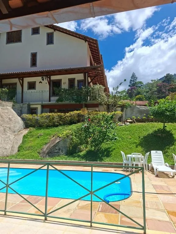 Foto do imóvel Casa em Condomínio para Venda em Teresópolis / RJ em Rua Gentil Ribeiro Serafim