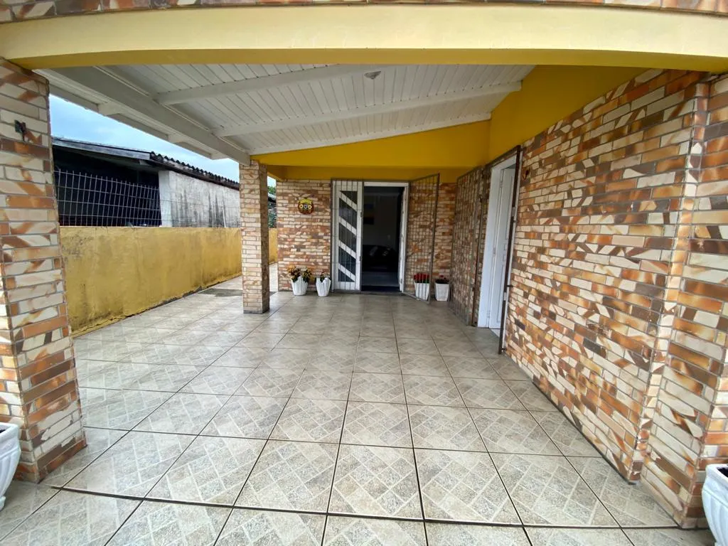 Imagem Casa 3 Dormitórios - Bairro Guara