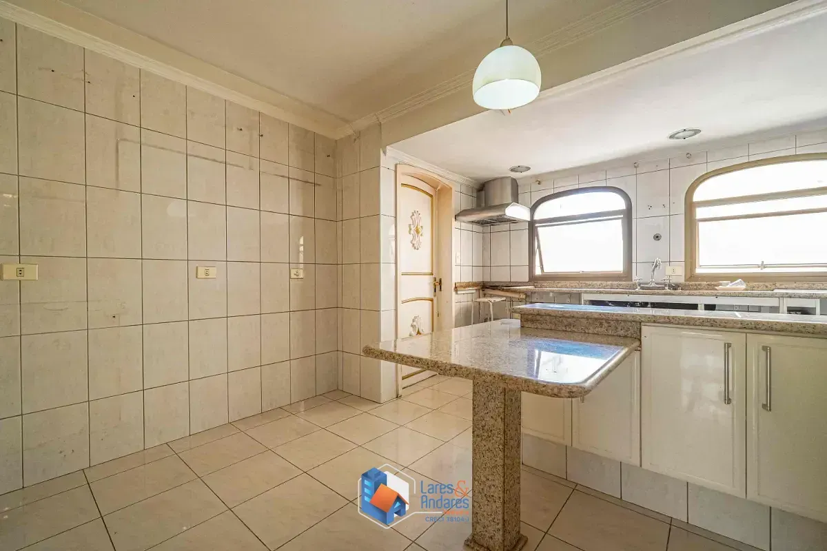 Imagem Apartamento para venda em Moema com 3 quartos, sendo 1 suíte, 142m²