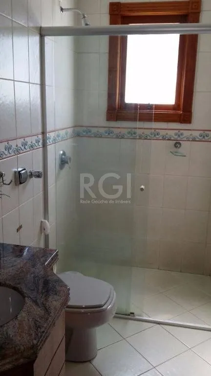 Imagem Vende cobertura mobiliada, 3 dormitórios, 3 vagas, Petrópolis