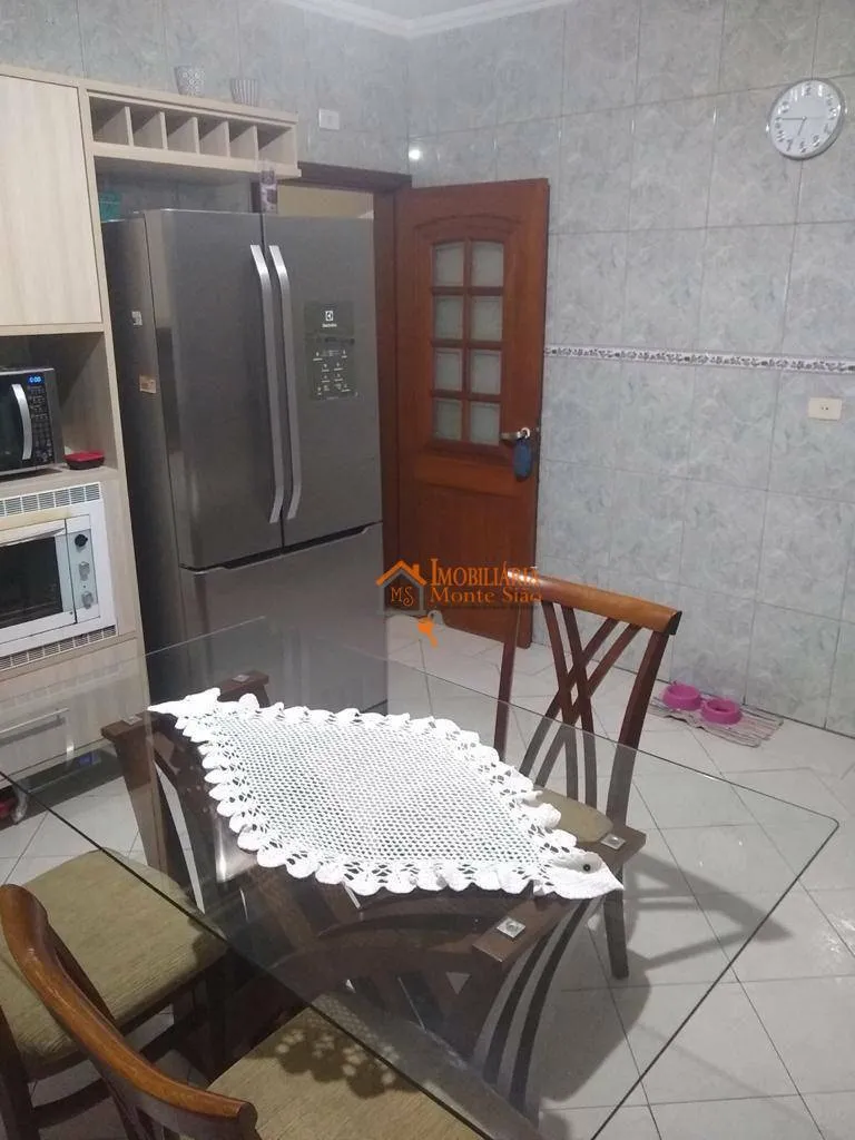 Imagem Sobrado com 3 dormitórios à venda, 90 m² por R$ 750.000,00 - Vila Hulda - Guarulhos/SP