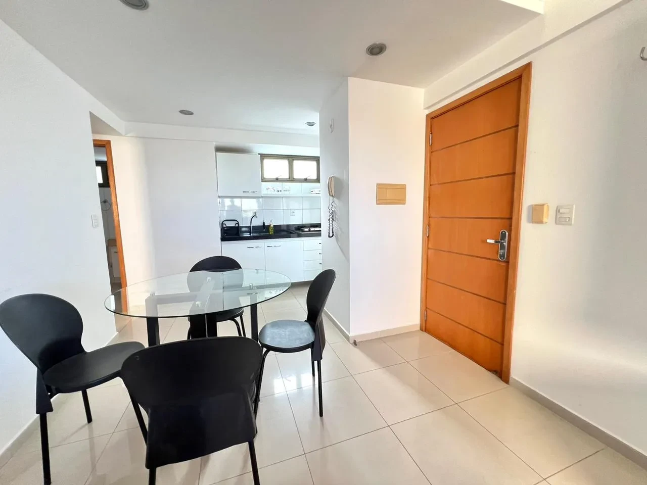 Imagem Apartamento com 2 Quartos à Venda, 55 metros em Ponta Negra - Natal
