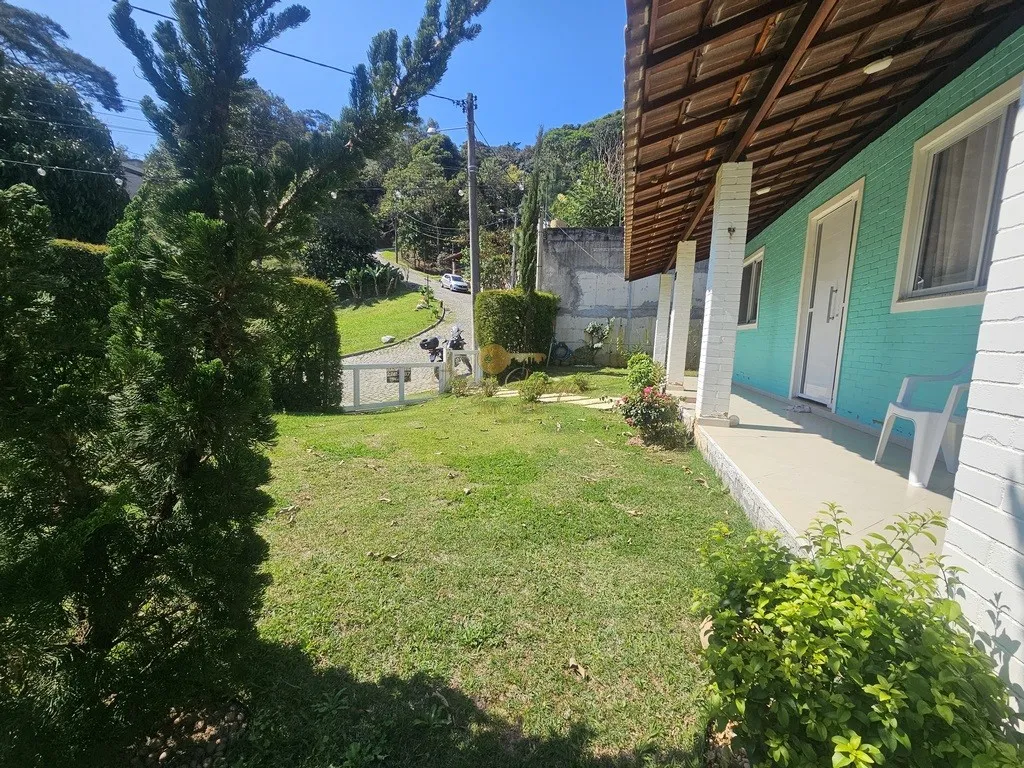 Imagem Casa em Condomínio para Venda em Teresópolis / RJ no bairro Vargem Grande
