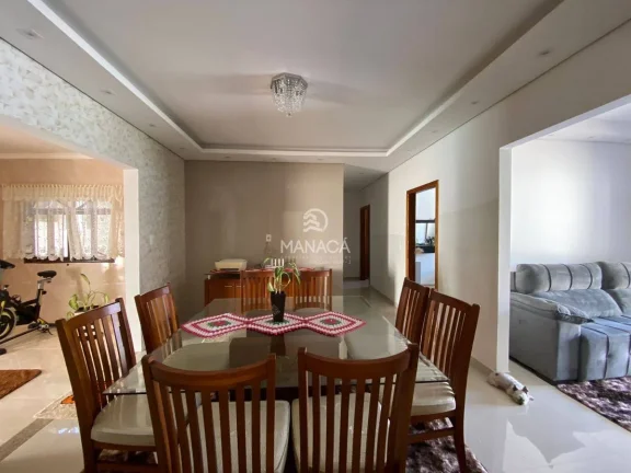 Imagem Casa Ampla à Venda – Excelente Localização