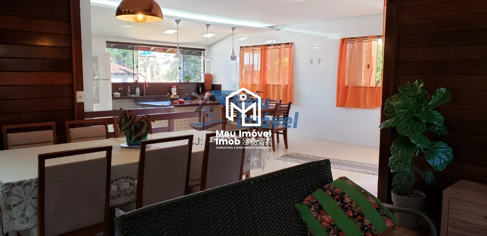 Imagem Casa 4 Quartos 1 Suíte 8 Vagas 350m² Jardim Botânico