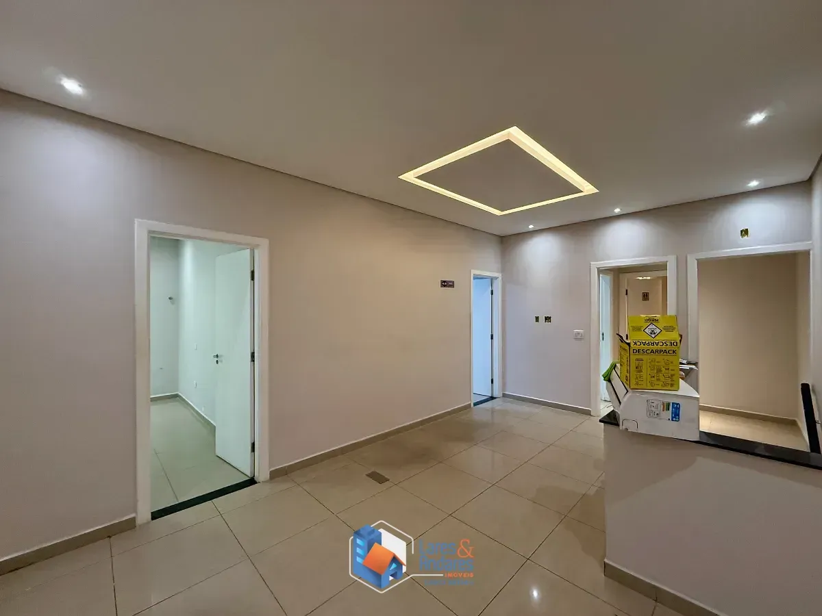 Imagem Casa comercial para venda em Socorro, 246m²