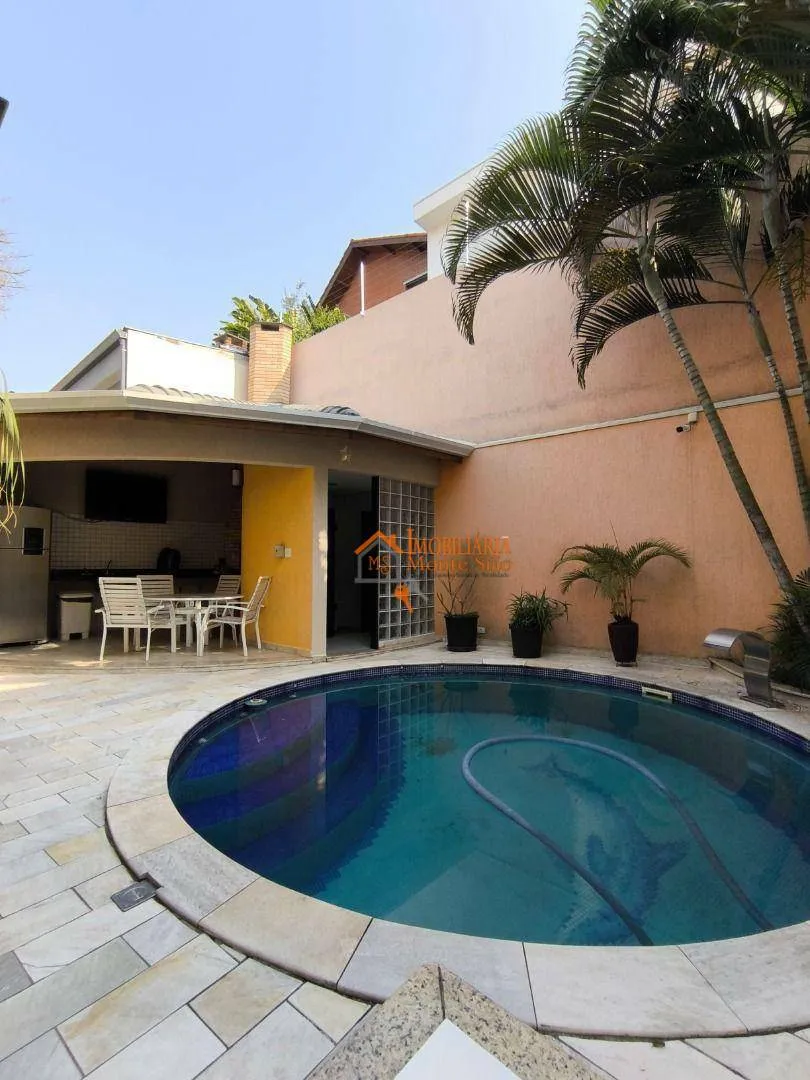 Imagem Sobrado com 3 dormitórios à venda, 430 m² por R$ 2.500.000,00 - Jardim Maia - Guarulhos/SP
