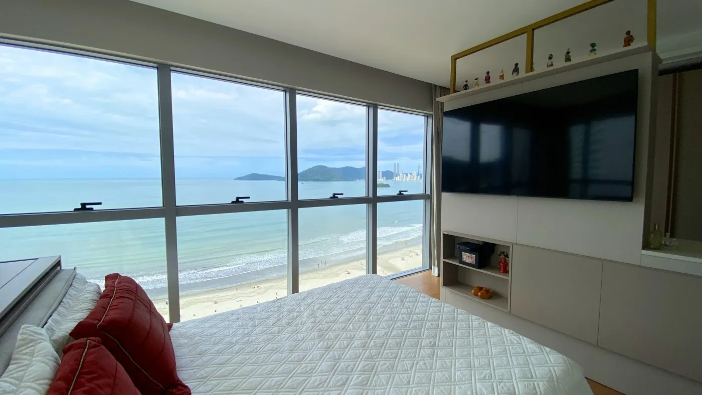 Imagem Apartamento Frente Mar para Venda em Balneário Camboriú, CENTRO, 4 dormitórios, 4 suítes, 5 banheiros, 4 vagas