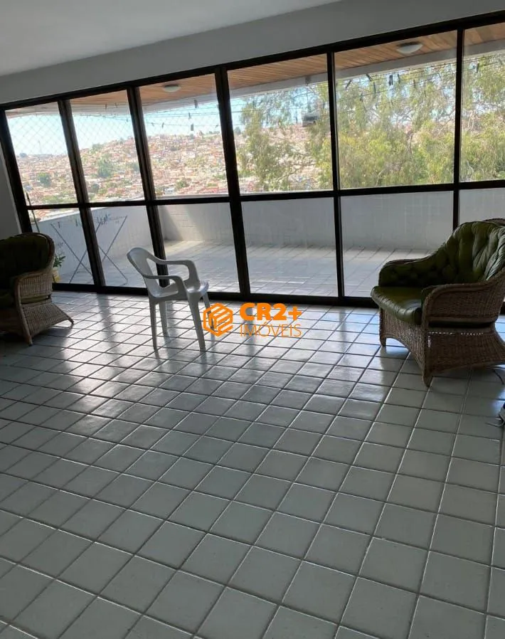 Imagem Vendo apartamento de luxo no Apipucos - 4 suítes , 4 vagas, 200m²