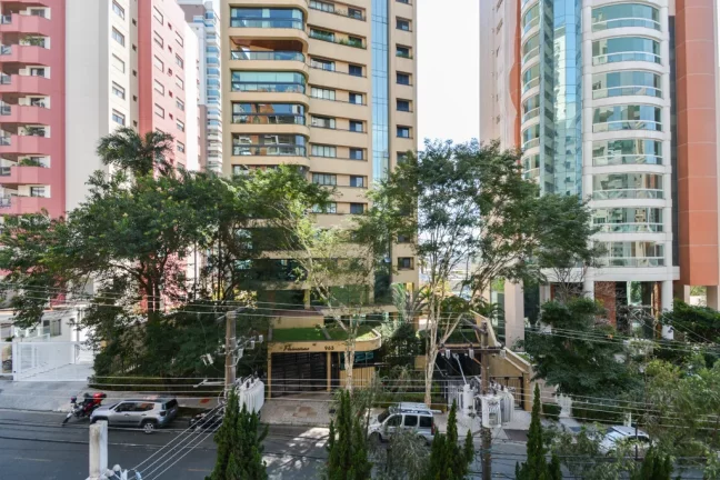 Imagem Apartamento à venda em São Paulo, Tatuap?(C), com 4 quartos, 336m2