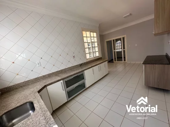 Imagem Casa de Luxo para Locação em Barreiras-BA, Bairro Aratu: 3 Quartos, sendo 3 Suítes, closet, 3 Salas, 6 Banheiros, 2 Vagas, 479,99 m².