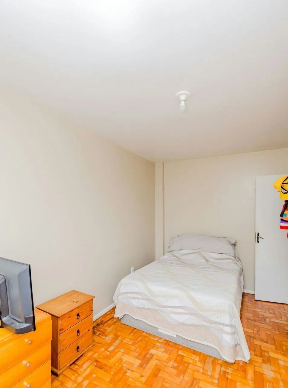 Imagem Vende-se apartamento com 2 quartos, 78m² e 1 vaga - Bom Fim