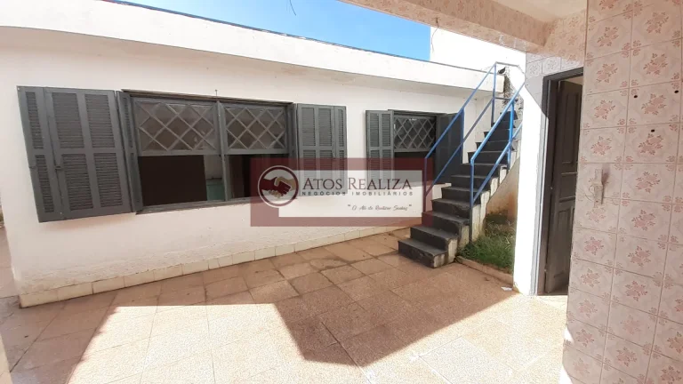 Imagem Casa térrea com edícula em Jardim dos Lagos - São Paulo