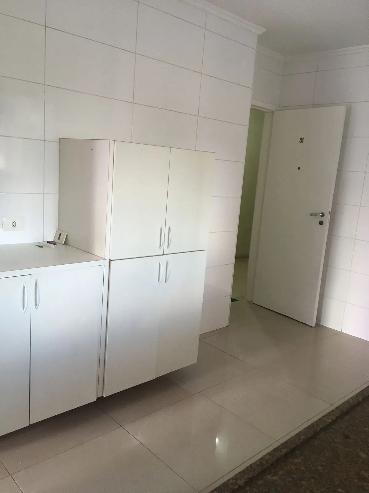Imagem VENDO LINDO APARTAMENTO COM 03 DORMITÓRIOS NO BAIRRO SANTO AMARO!