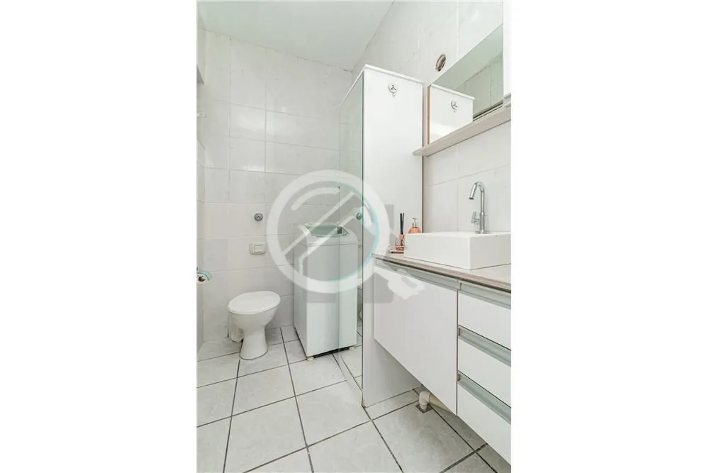 Imagem Oportunidade no Avenida Alberto Bins. Centro Histórico de Porto Alegre. Apartamento com 40 metros d...