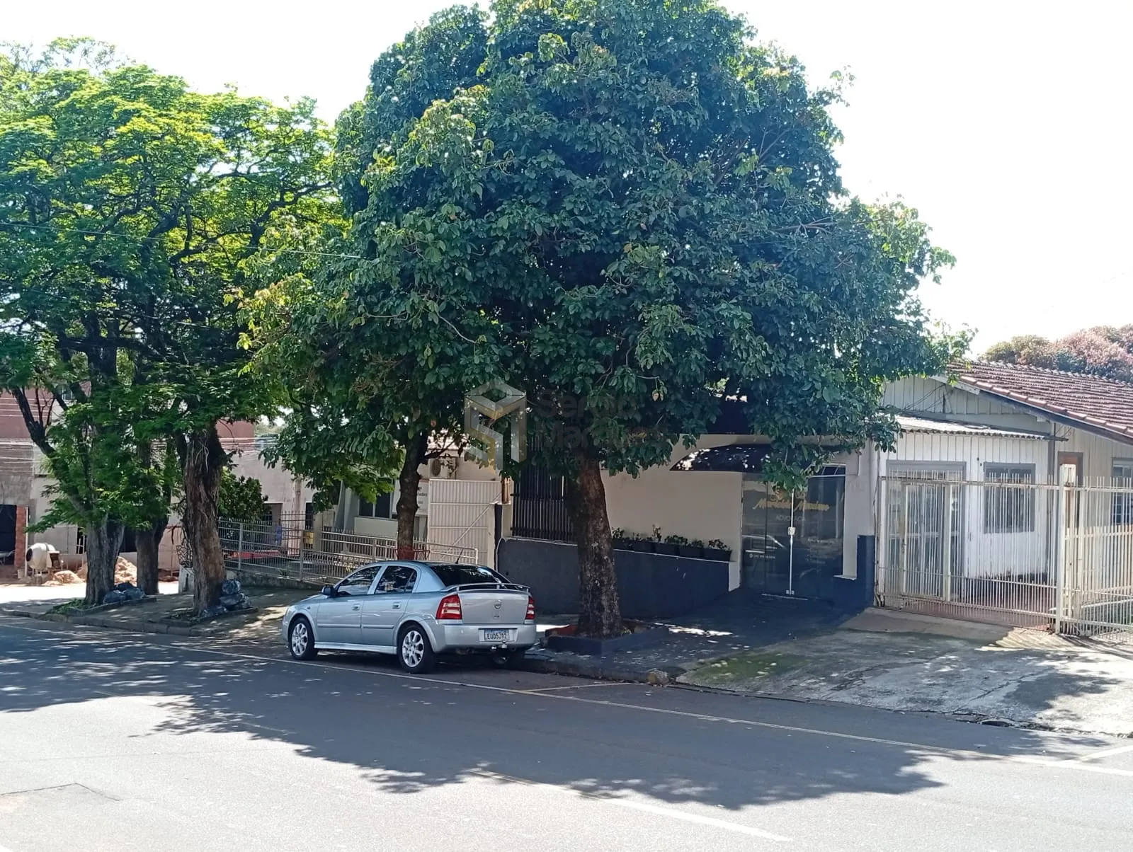 Imagem Casa à venda - 490m² - Umuarama-PR