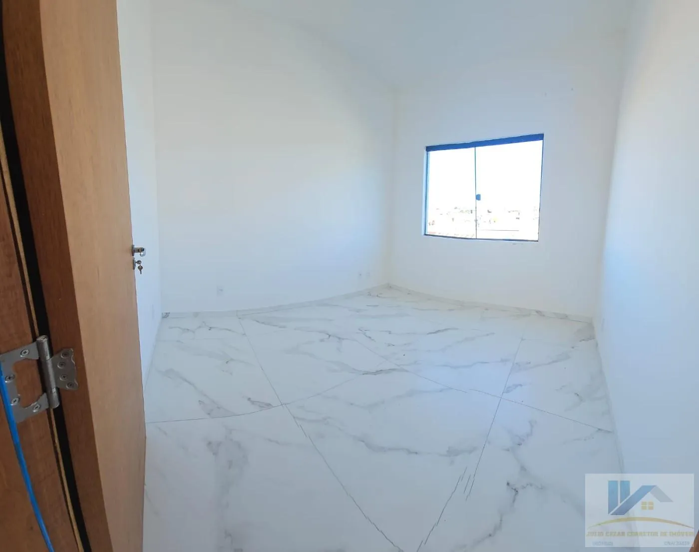 Imagem Sobrado para Venda em Guaratuba, Balneário Eliane, 3 dormitórios, 1 suíte, 2 banheiros, 1 vaga