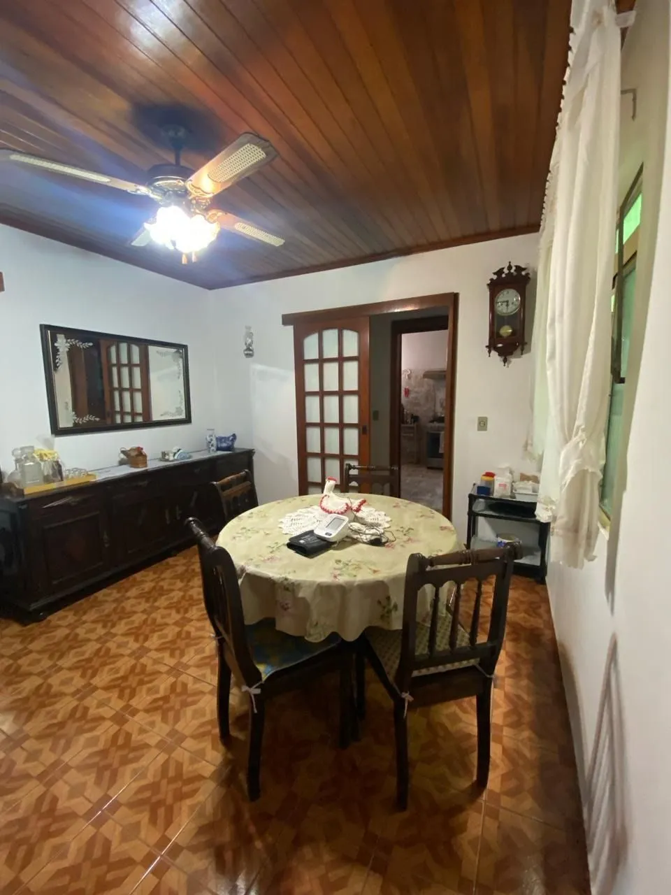 Imagem Ótima casa de dois pavimentos localizada no Bairro Restinga