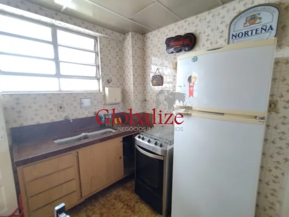 Imagem APARTAMENTO Á VENDA DE 2 DORMITÓRIOS NO BAIRRO DO GONZAGA EM SANTOS POR R$ 580.000,00.