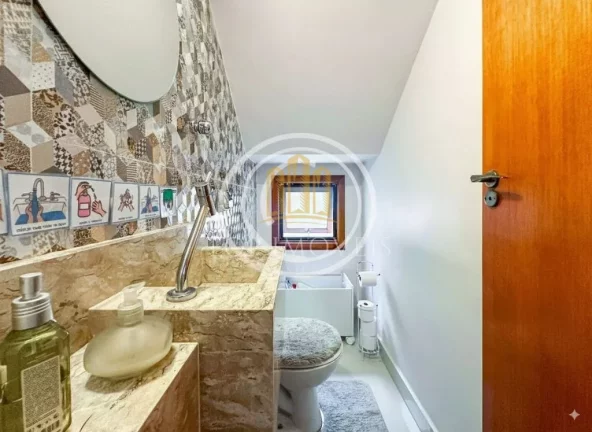 Imagem Sua Casa dos Sonhos no Bosque dos Eucaliptos! Apresentamos uma belíssima casa em um dos bairros mais desejados da cidade, perfeita para quem busca conforto, espaço e elegância!