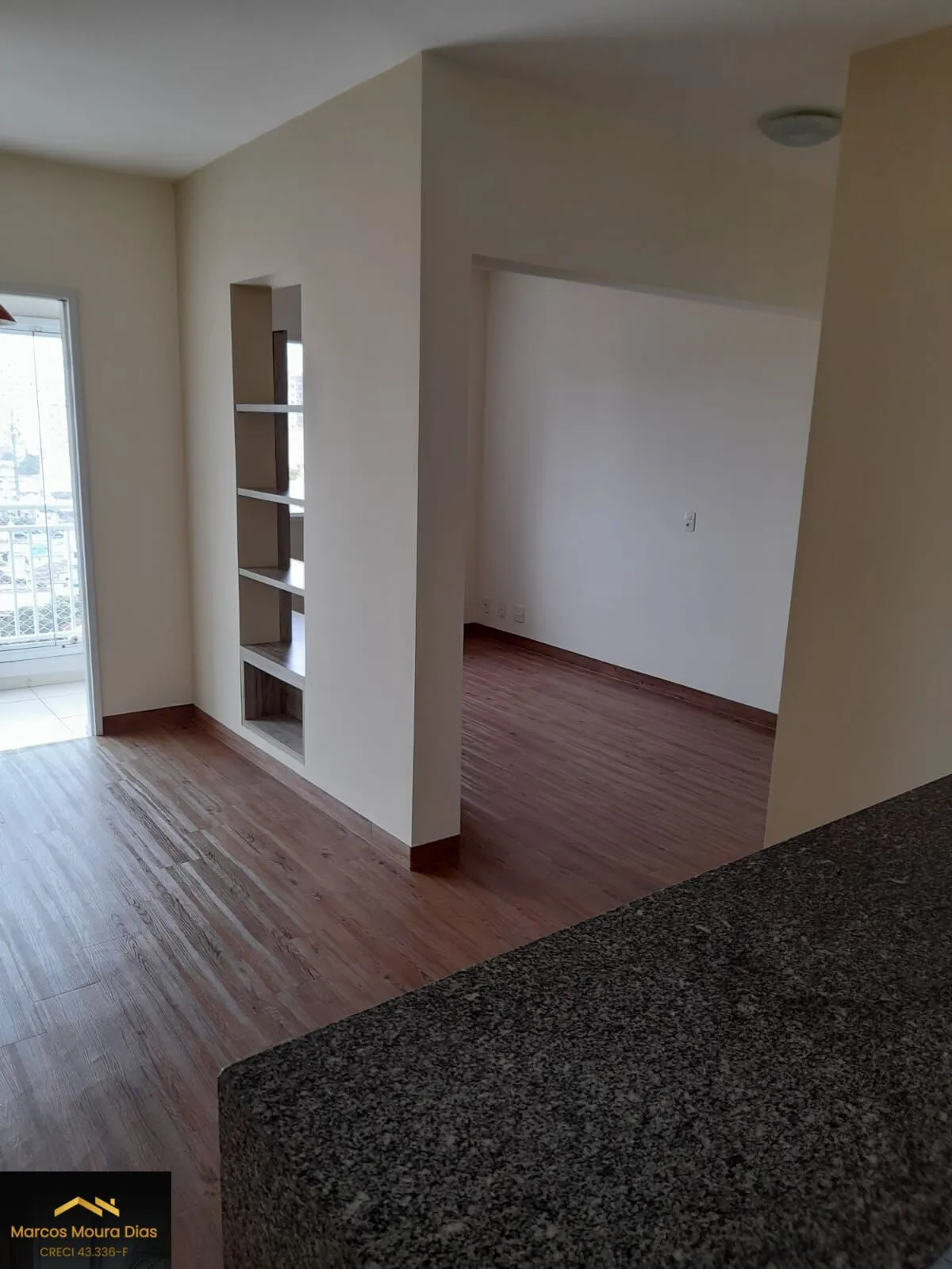 Imagem Apartamento na Bela Vista, sala com Varanda, 2 Dormitórios e 1 Vaga, Prédio com Lazer, Portaria 24 hs