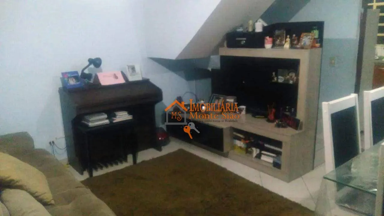 Imagem Casa com 2 dormitórios à venda, 68 m² por R$ 309.000,00 - São João - Guarulhos/SP