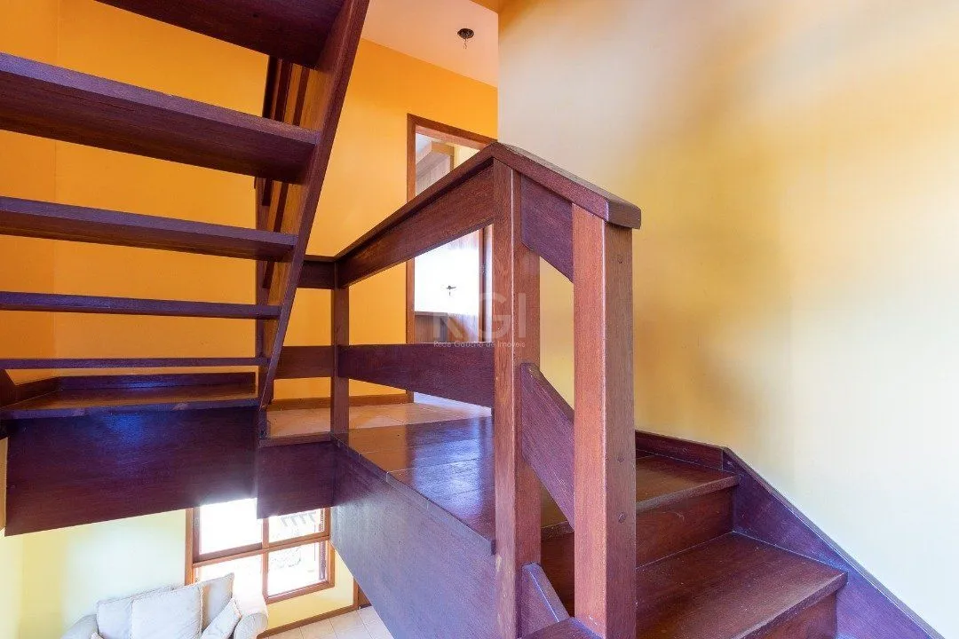 Imagem Casa Condominio para Venda - 174.34m², 3 dormitórios, sendo 1 suites, 2 vagas - Espírito Santo