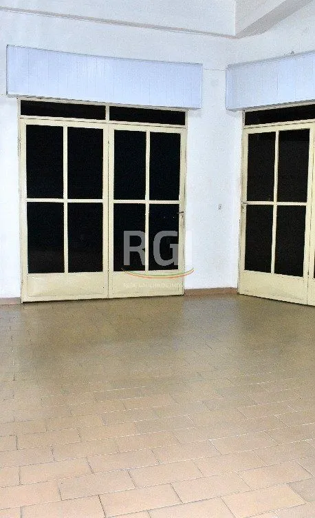 Imagem Loja para Venda - 230.6m², 0 dormitórios, 1 vaga - Camaquã