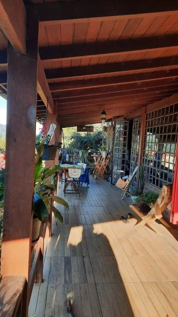 Imagem Casa para Venda - 160m², 2 dormitórios, 3 vagas - Colinas Verdes