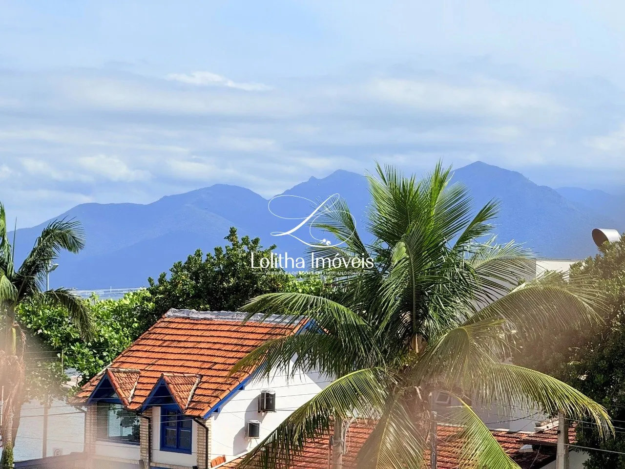 Imagem APARTAMENTO DE 120M² COM 3 DORMITÓRIOS À VENDA EM COQUEIROS - FLORIANÓPOLIS/SC
