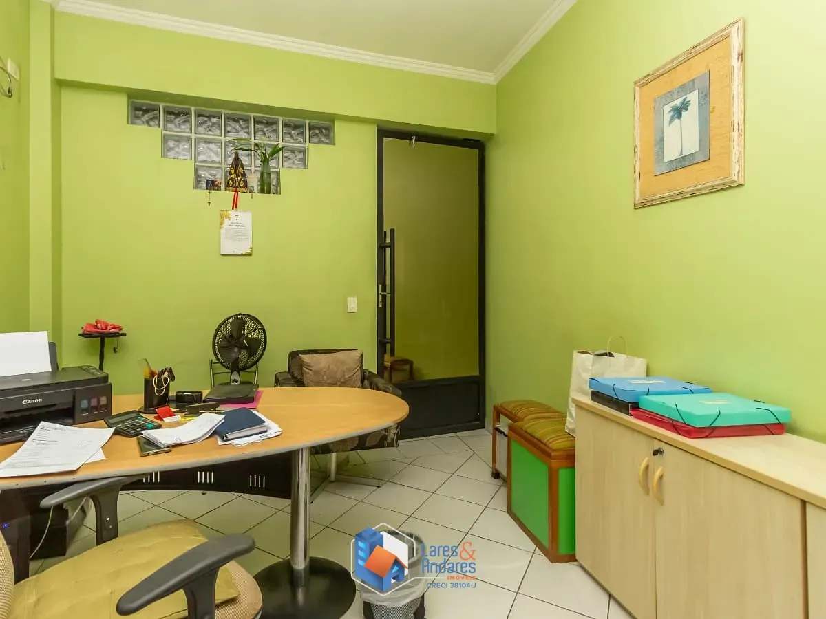 Imagem Casa comercial para venda em Liberdade, 700m²