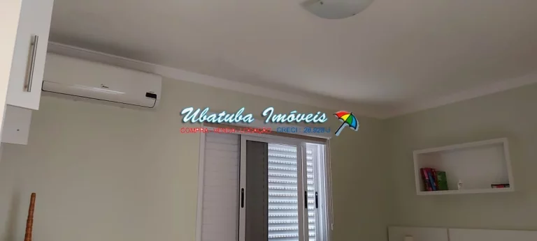 Imagem Linda casa condomínio fechado com 03 dormitórios e piscina